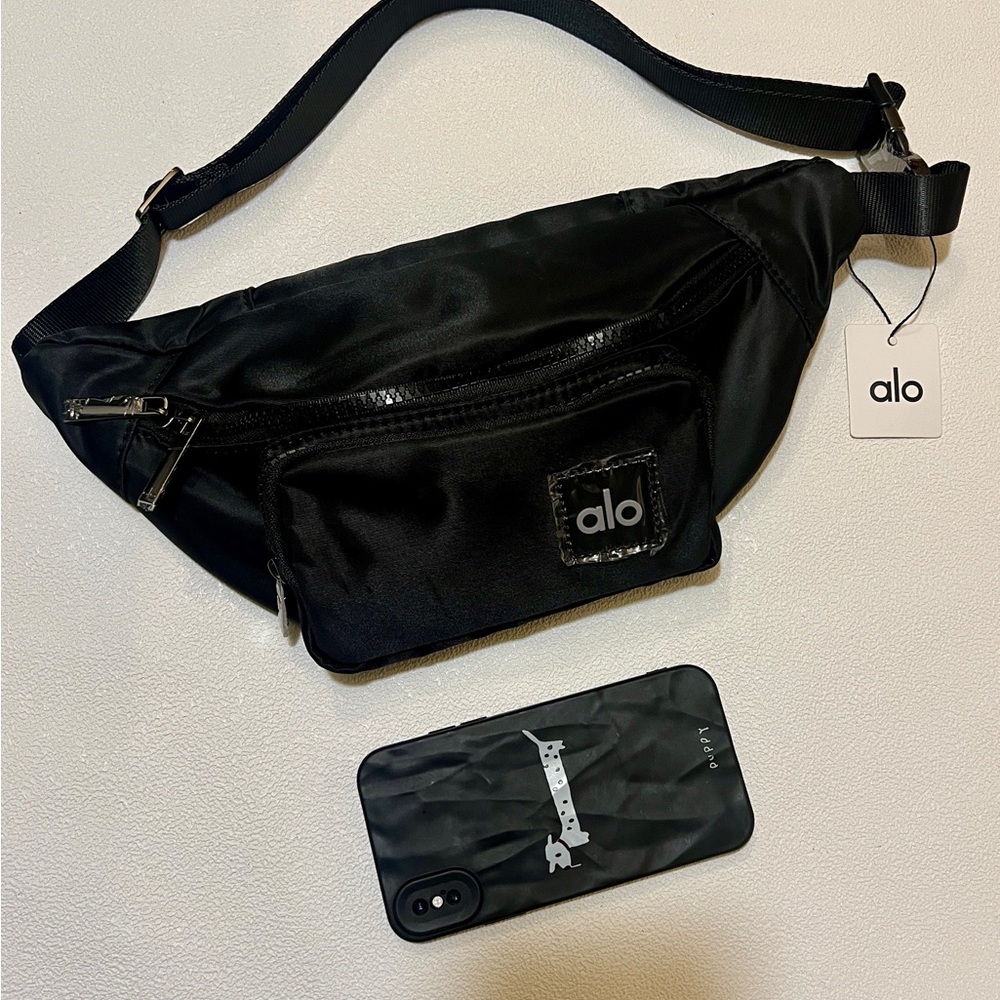 Alo Yoga Explorer Fanny Pack